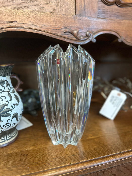 LARGE HEAVY PLEATED CRYSTAL VASE