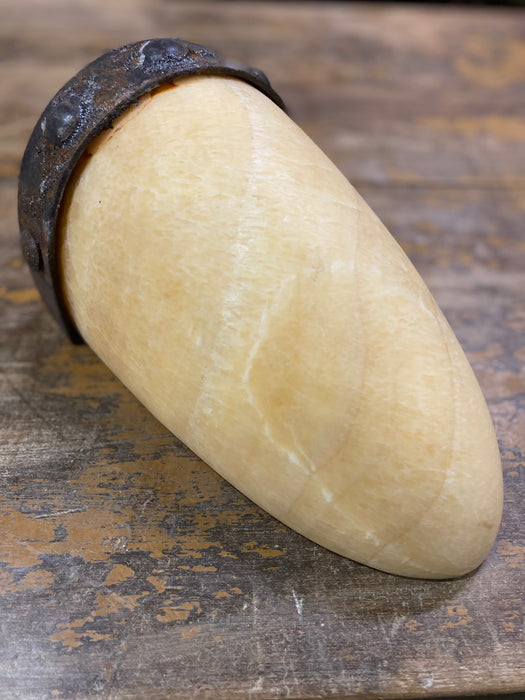 ALABASTER SCONCE WITH IRON