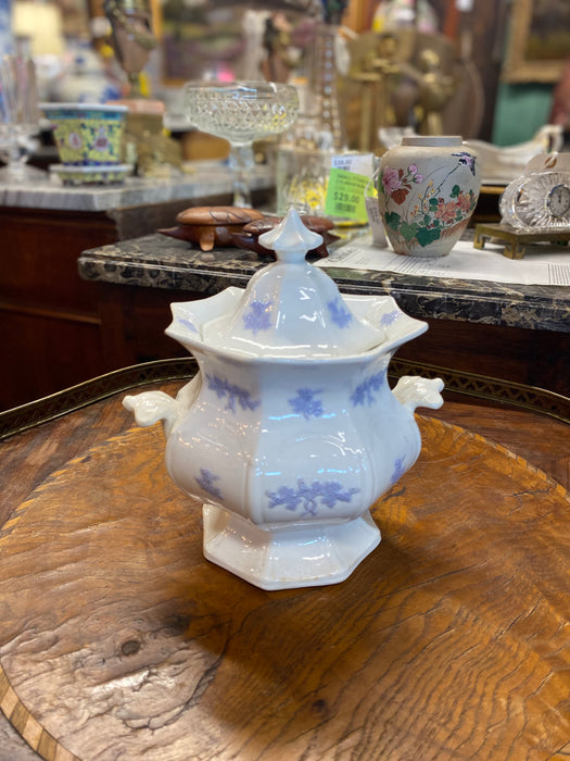 ADDERLEY LAVENDER BLUE AND WHITE CHELSEA THRISTLE SUGAR BOWL WITH LID