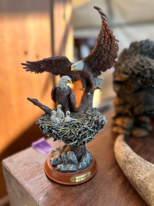 EAGLE NEST STATUE RESIN