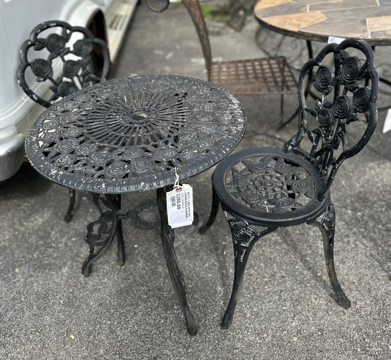 BISTRO TABLE WITH TWO CHAIRS BLACK ALUMINUM