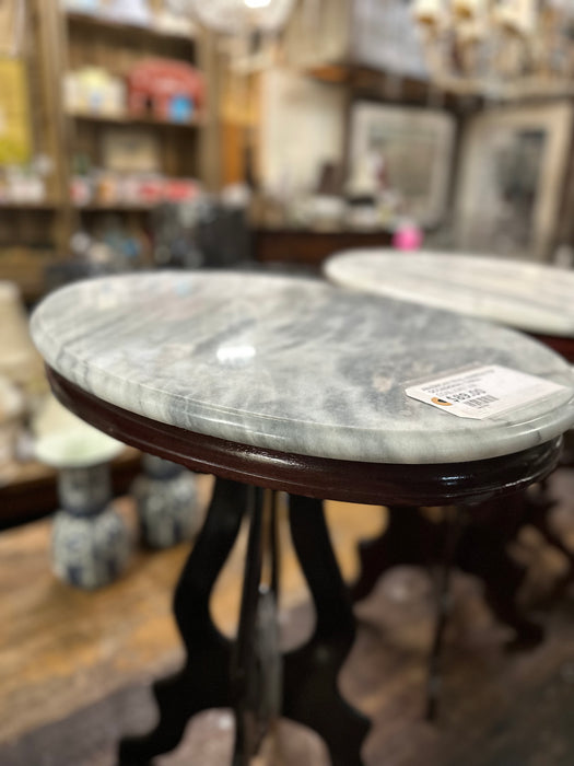 AMERICAN OVAL MARBLE TOP OCCASIONAL TABLE