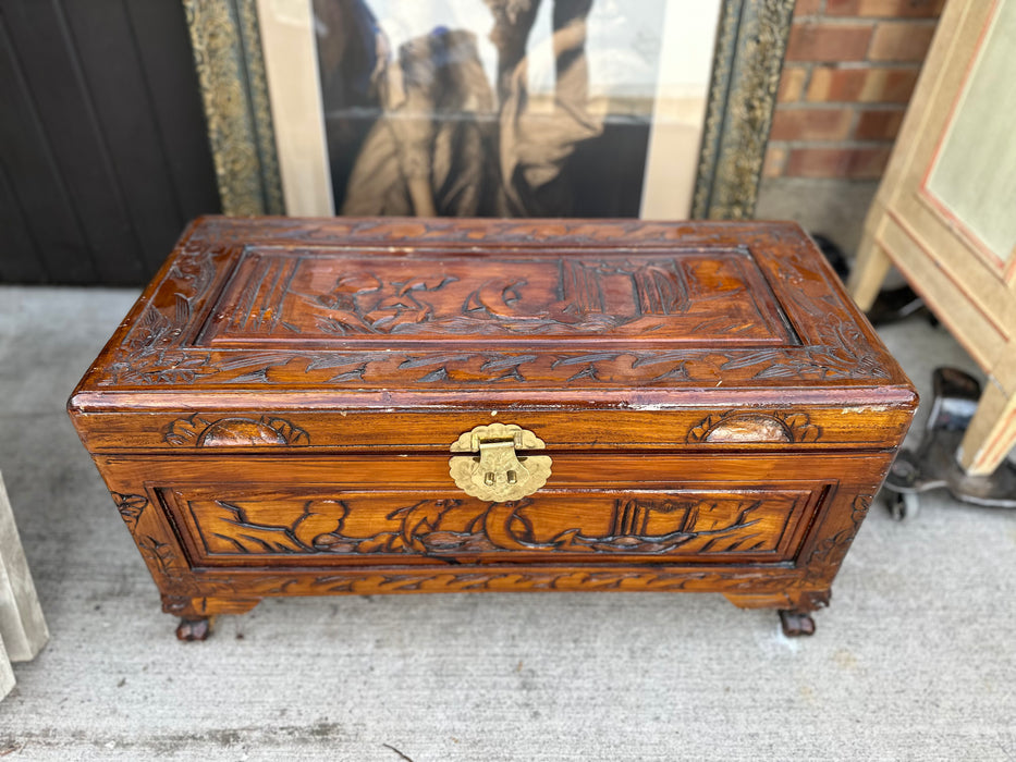 SMALL CARVED ASIAN TRUNK WITH DOLPHINS