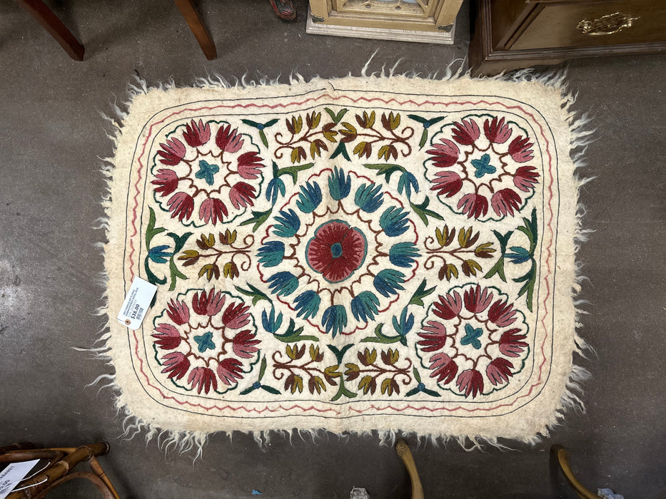RECTANGULAR FLORAL EMBROIDERED WOOL RUG