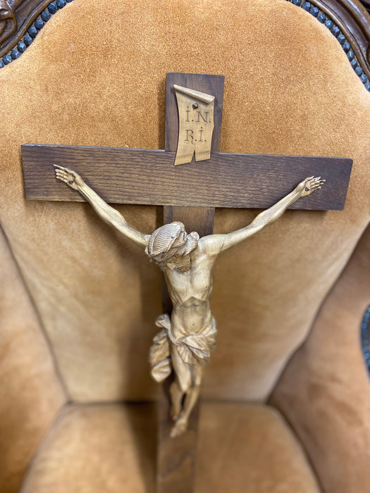 LARGE WOOD CRUCIFIX