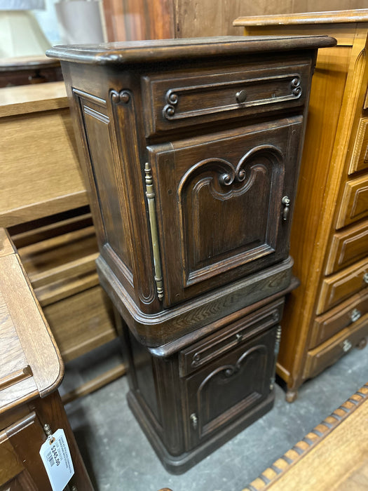 PAIR OF FRENCH FARMHOUSE STYLE OAK SIDE CABINETS