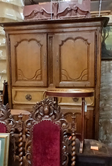 HUGE OAK EARLY COUNTRY FRENCH CABINET WITH DRAWERS