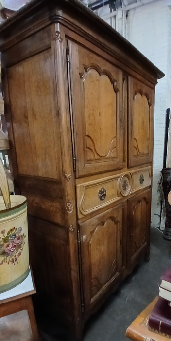 HUGE OAK EARLY COUNTRY FRENCH CABINET WITH DRAWERS