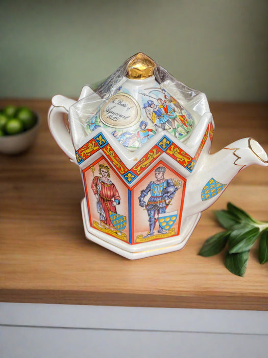 STAFFORDSHIRE TEA POT HENRY V KING OF ENGLAND