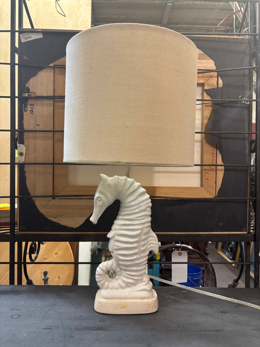 WHITE SEAHORSE TABLE LAMP