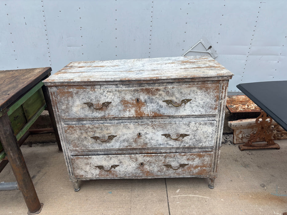 FRENCH WHITE PAINTED 3 DRAWER CHEST