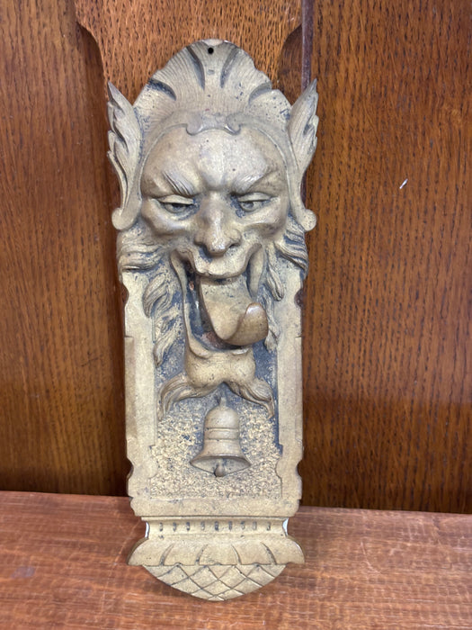 19TH CENTURY BRASS BELL RINGER WITH LION FACE