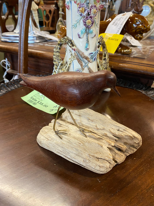 CARVED WOOD SEABIRD ON DRIFTWOOD
