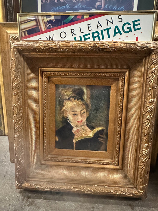SMALL GOLD FRAME WITH PRINT OF WOMAN
