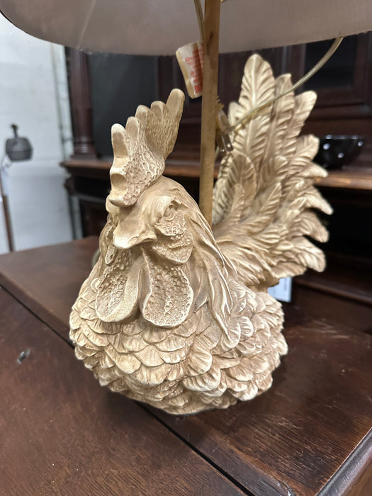 COMPOSITION ROOSTER LAMP