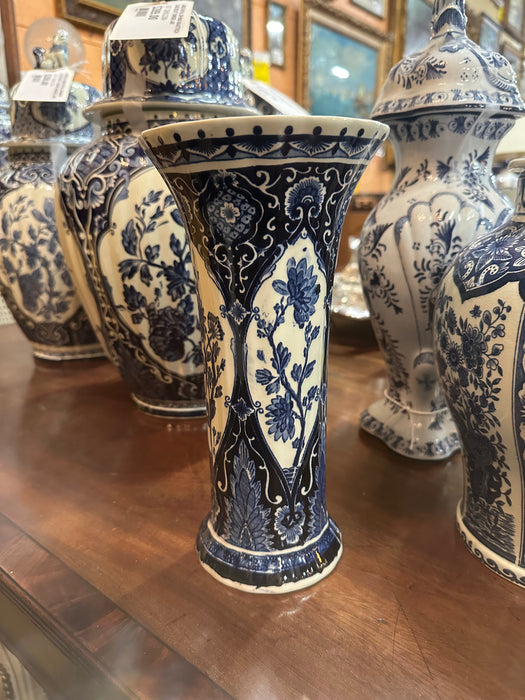 SLENDER FLARE FLORAL VASE