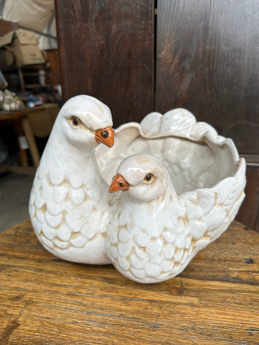 LOVE BIRDS PLANTER