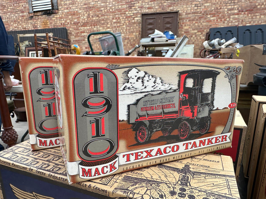 TEXACO DIECAST 1910 TANKER COIN BANK