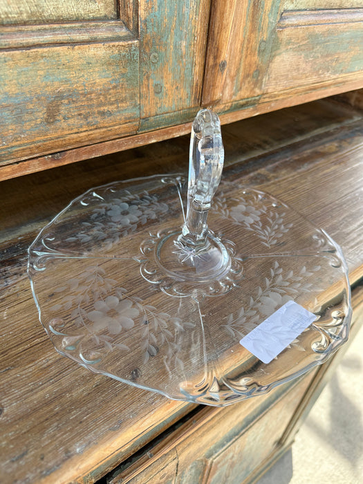 ETCHED GLASS CHARCUTERIE TRAY