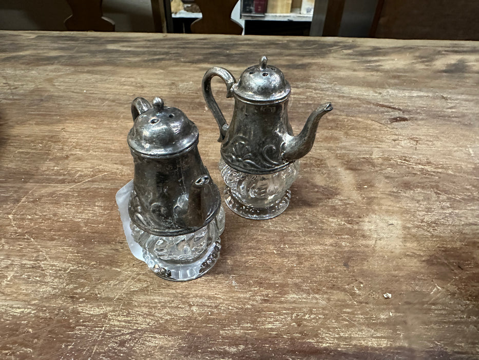 PAIR SILVER AND GLASS SALT AND PEPPER SHAKER