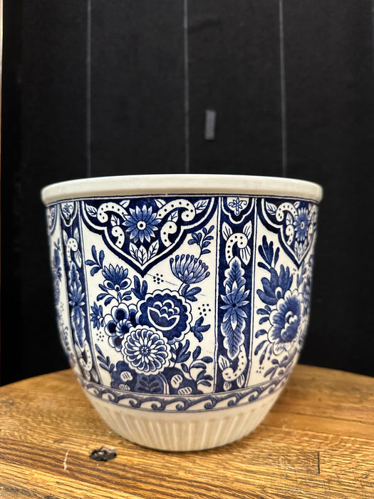 BLUE AND WHITE DELFT JARDINIERE-EACH