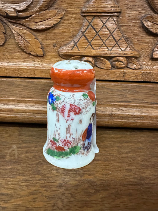 SINGLE JAPANESE SALT AND SHAKER