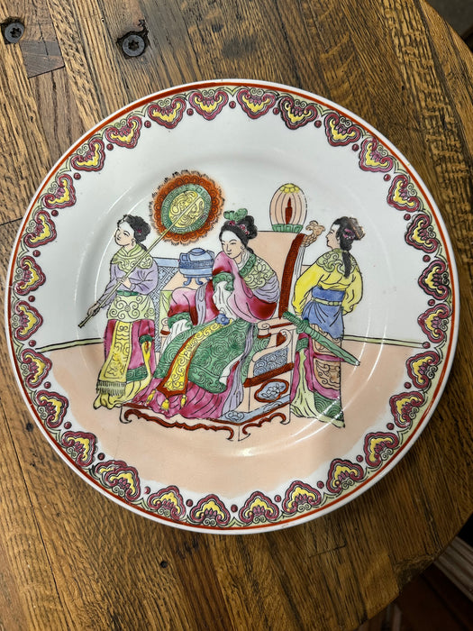 CHINESE LADY WITH HAND MAIDENS PLATE