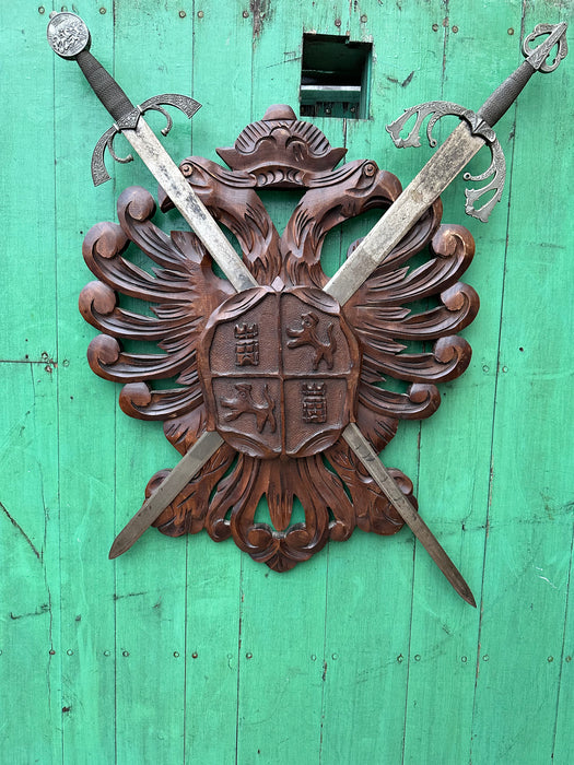 DOUBLE HEADED EAGLE OAK CREST WITH SWORDS