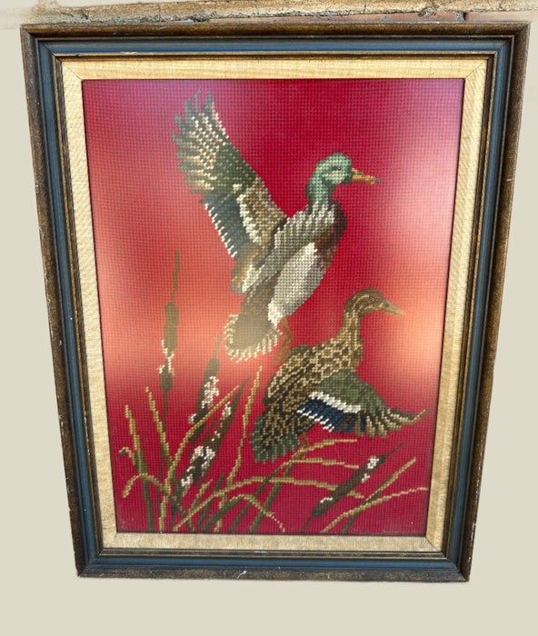 EMBROIDERED DUCK PICTURE
