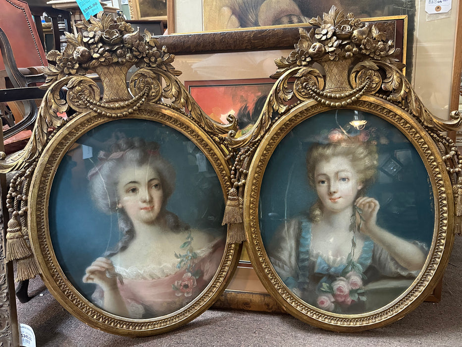 PAIR OF GILTWOOD FRAMED PASTEL LADY PORTRAITS 18TH-EARLY 19TH CENTRUY