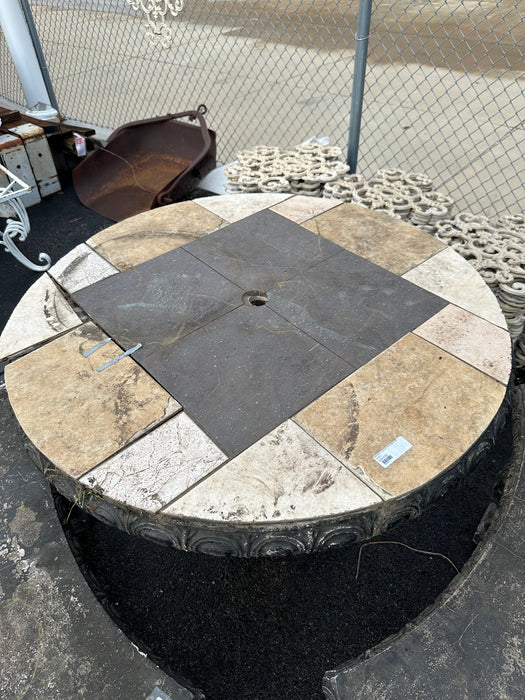 ROUND CONCRETE PEDESTAL TABLE