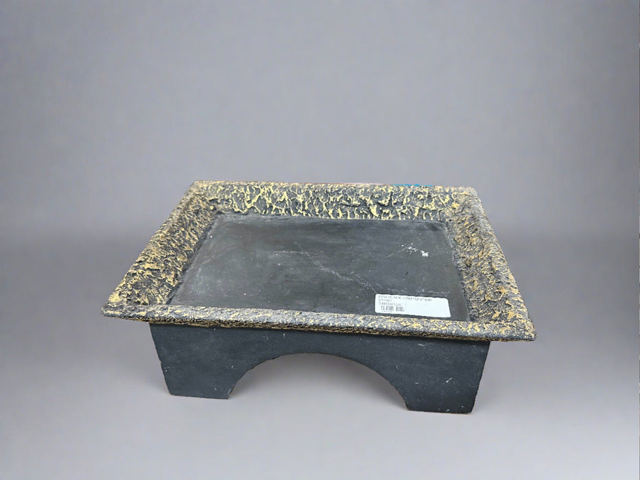 LOW BLACK  WITH GOLD COMPOSITE STAND