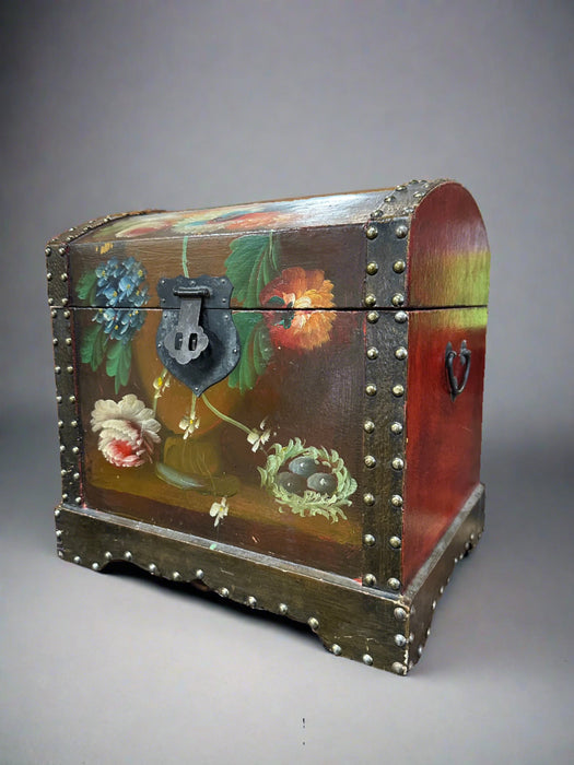 WOOD FLORAL BOX WITH LID
