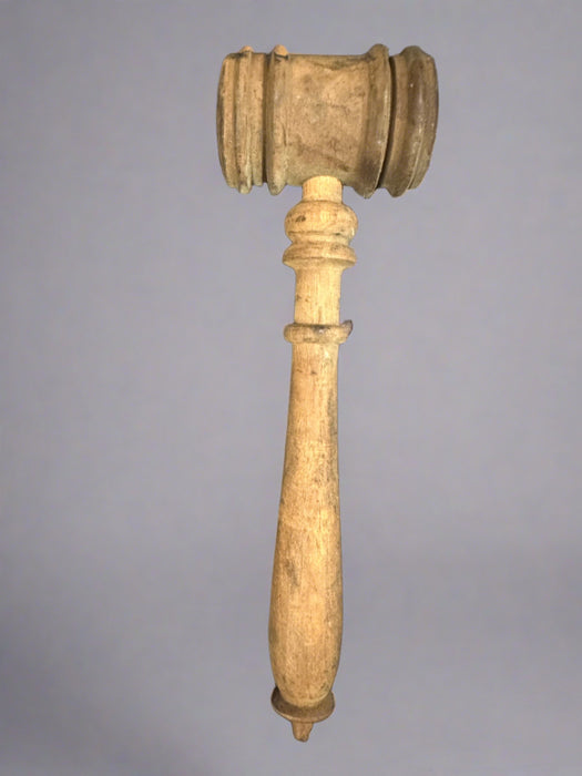 SMALL WOOD GAVEL
