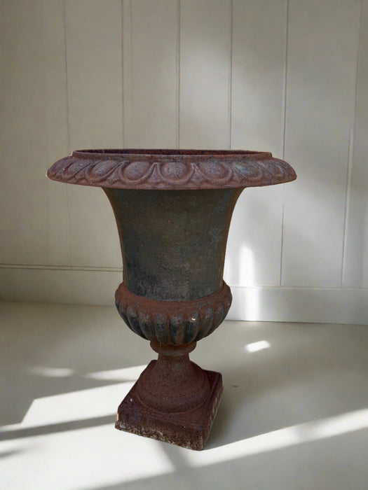 CAST IRON URN PLANTER