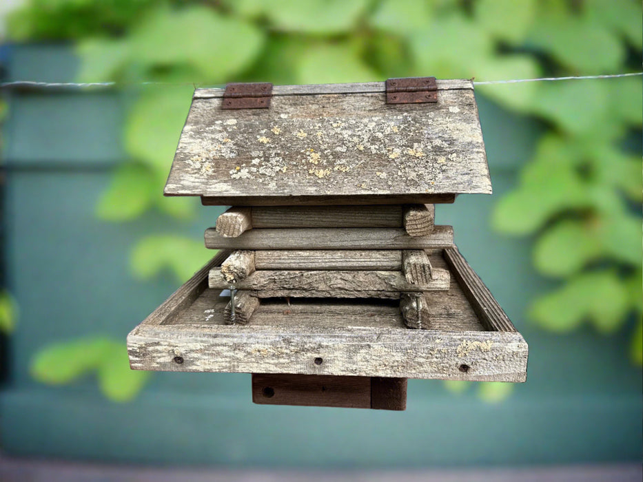 RUSTIC LOG BIRD HOUSE