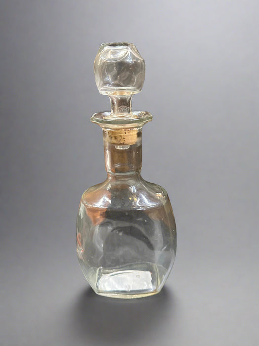 CLEAR WINE DECANTER