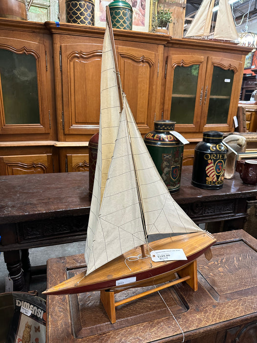 WOOD POND YACHT SAIL BOAT