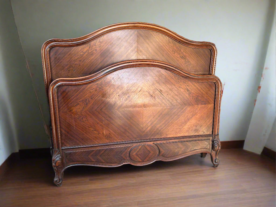 LOUIS PHILIPPE MAHOGANY BED