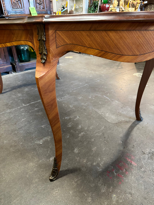 ITALIAN OVAL SHAPED INLAID DINING TABLE