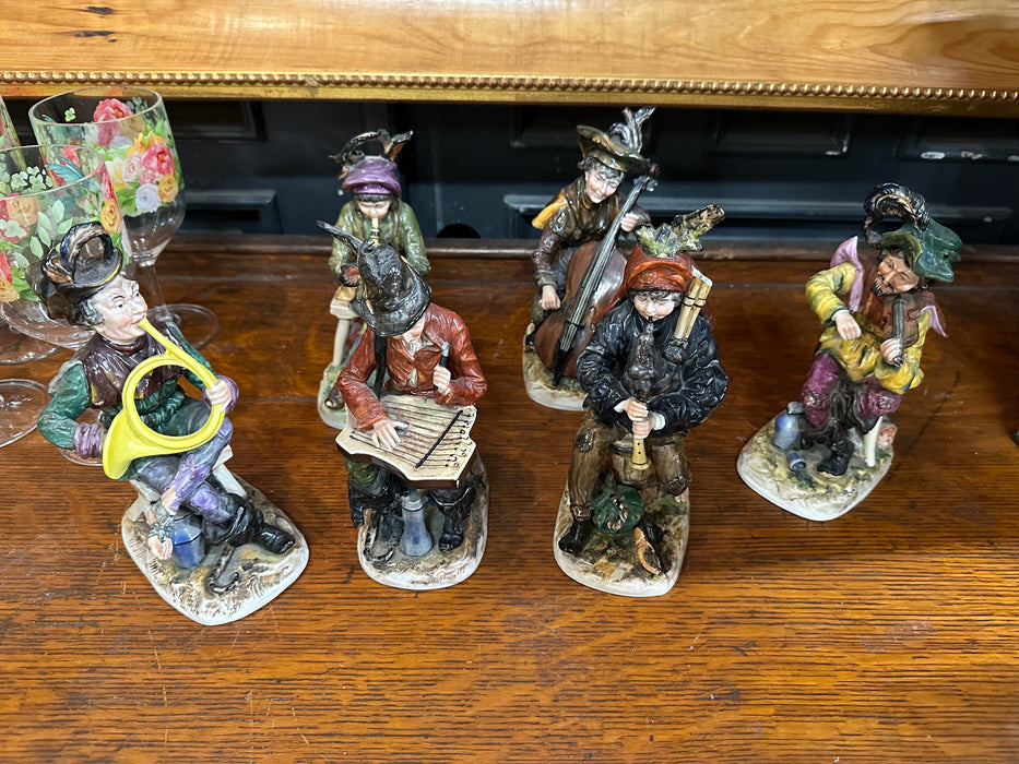 SET OF 6 CAPODIMANTE MUSICIAN FIGURES - AS FOUND