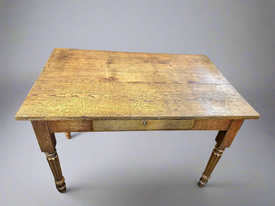 SMALL PEGGED OAK WORK TABLE WITH DRAWER
