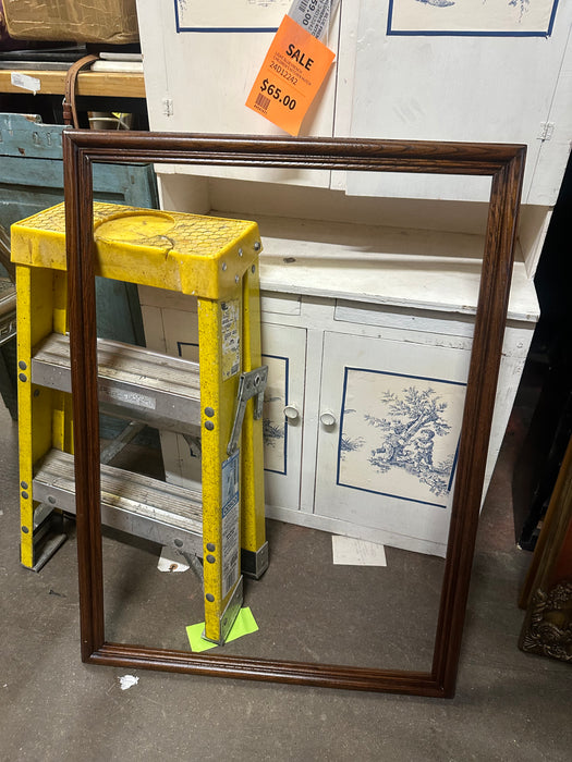 SIMPLE BROWN WOOD FRAME