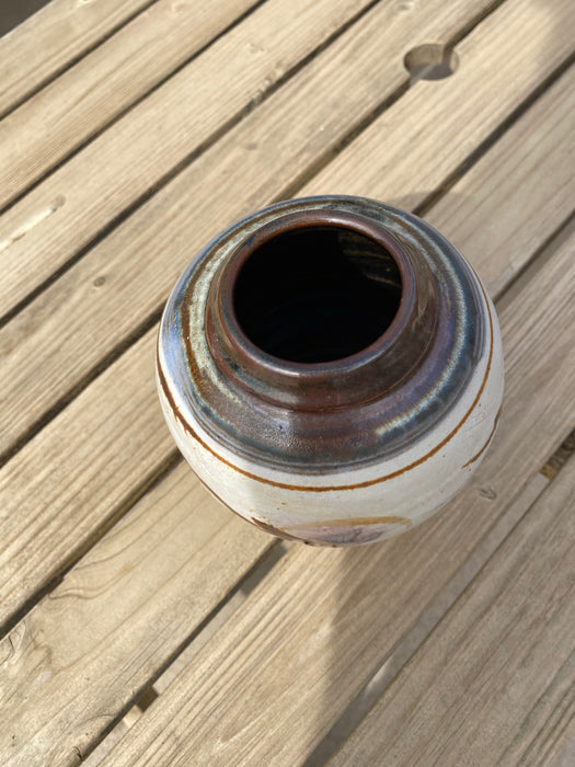 NATIVE AMERICAN VASE