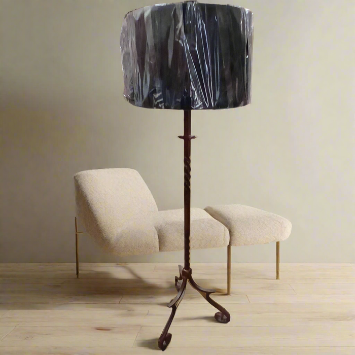 TWIST IRON FLOOR LAMP WITH BLACK SHADE