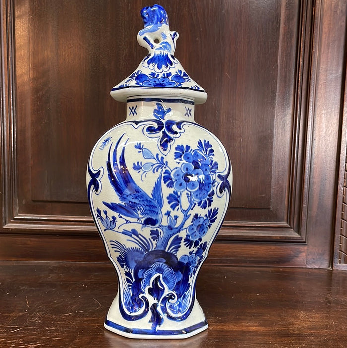 MEDIUM FLORAL BLUE AND WHITE SLENDER GINGER JAR
