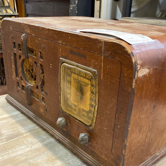 TABLE TOP RADIO CASE