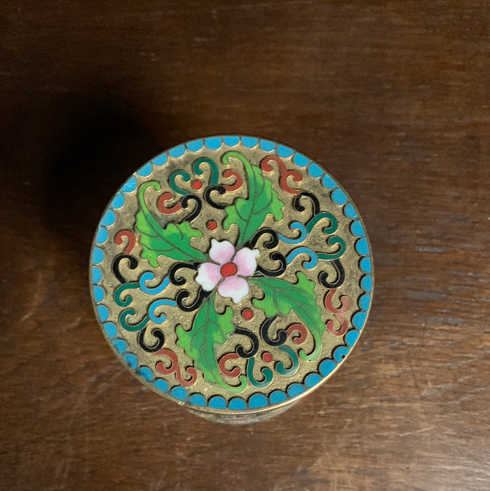 ROUND POLYCHROME METAL CHINOISERIE BOX