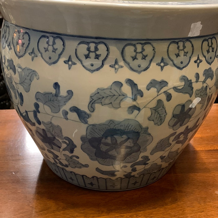 BLUE AND WHITE ASIAN PLANTER