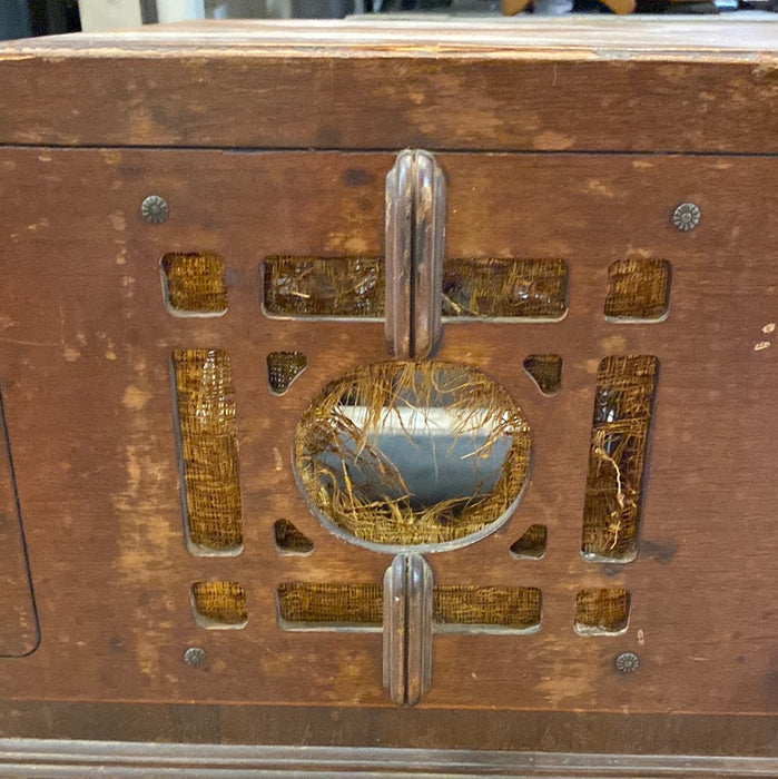 TABLE TOP RADIO CASE